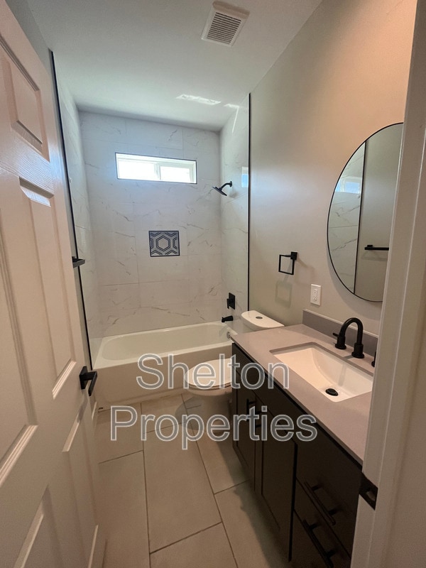 Building Photo - 120 S 91st Dr