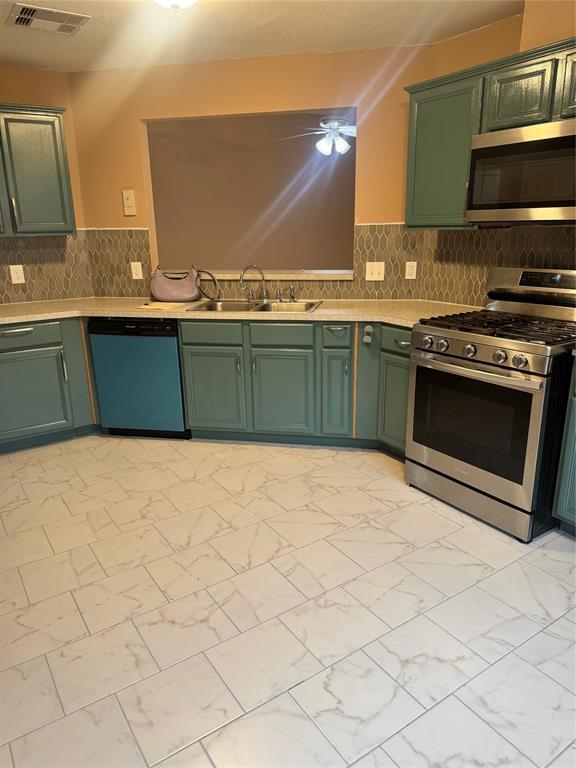 Building Photo - 7222 Greenwood Point Dr