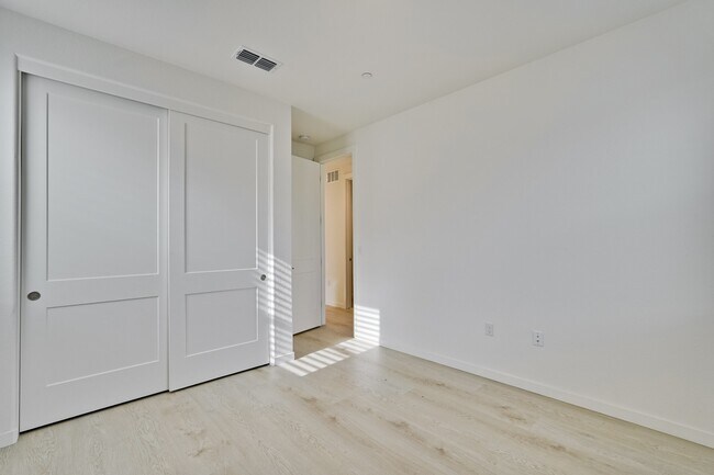 Building Photo - 2248 Solace Loop