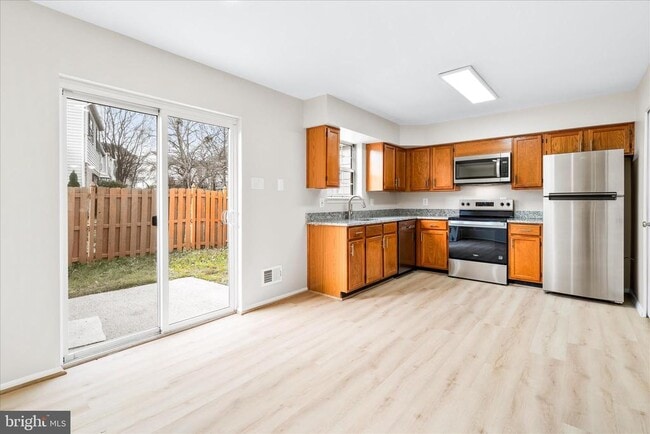 Building Photo - 5842 Holly Hock Pl