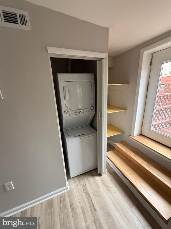 Building Photo - 2008 Chestnut St