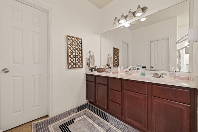 Building Photo - 18303 All Oak Trail