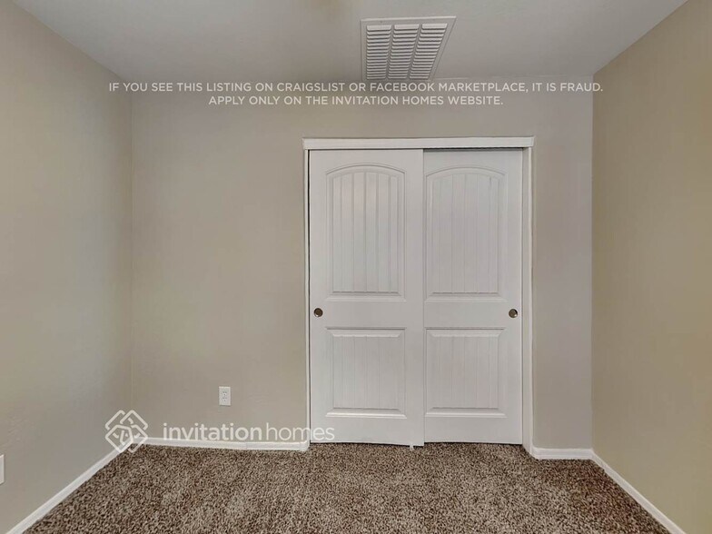 Building Photo - 3539 E Erie St