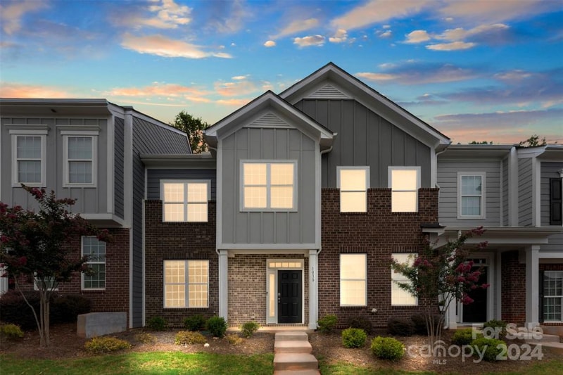 Building Photo - 1030 Beatty Wds Dr