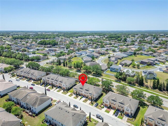 Building Photo - 3842 Hampstead Ln