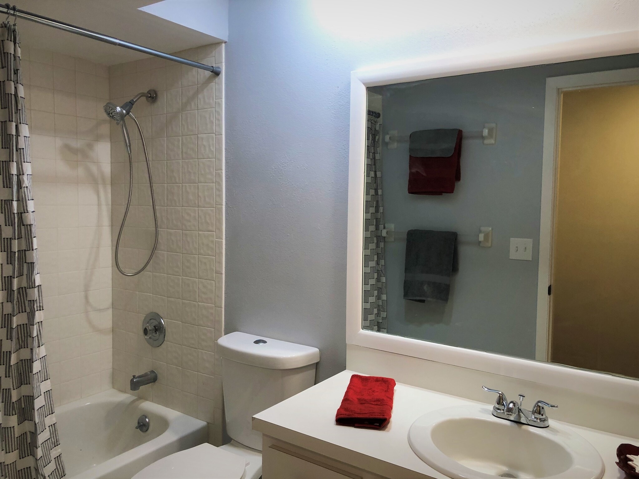 Building Photo - 2387 Datura St