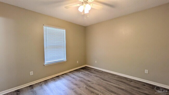 Building Photo - 3212 Cornell Dr
