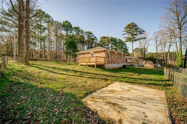 Building Photo - 4652 Old Cowan Rd