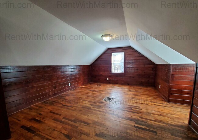 Building Photo - 500 Boston Ave