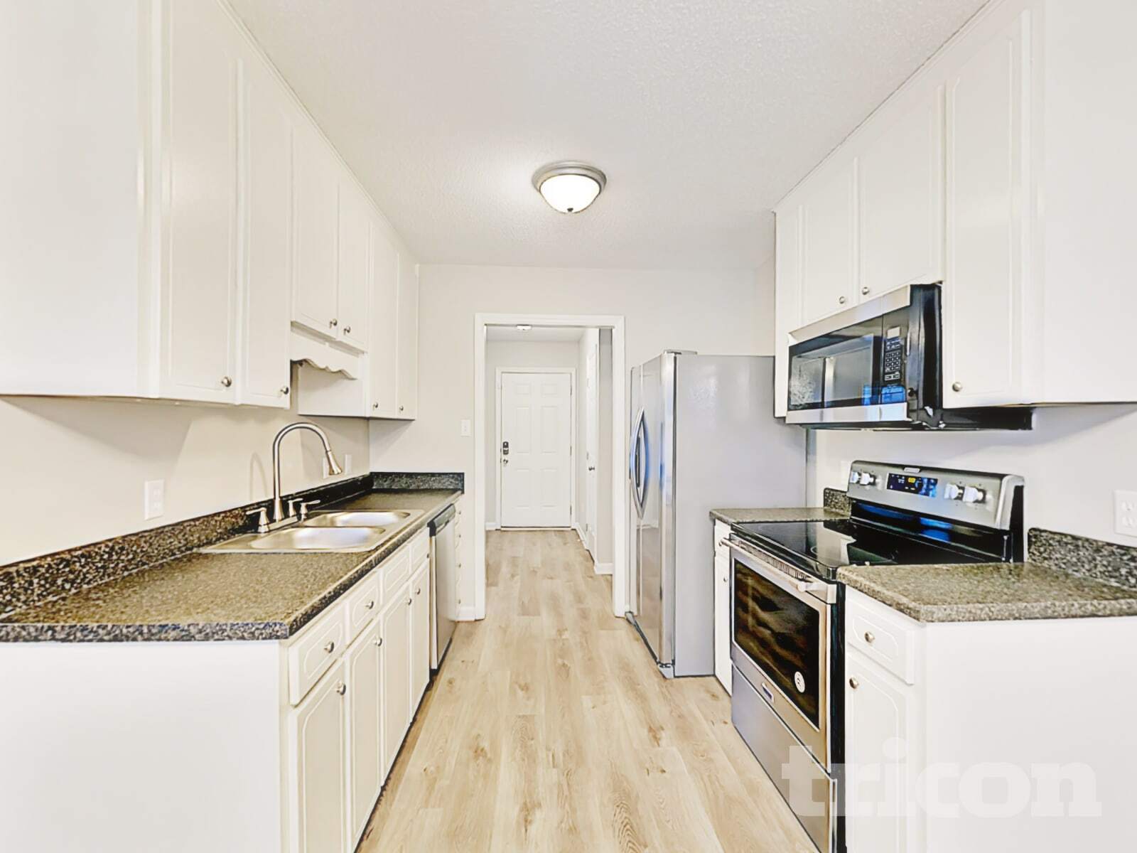 Building Photo - 119 Cambridge Elm Dr