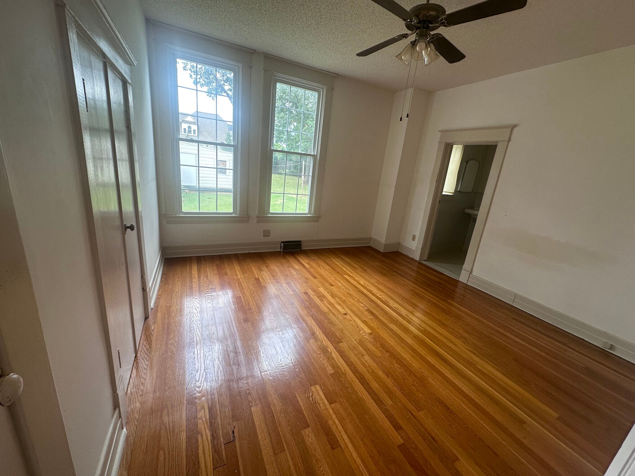 Unit A bedroom #2 - 502 E Tombigbee St