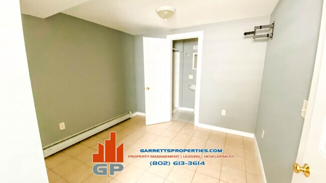 Building Photo - 5 Spaulding St