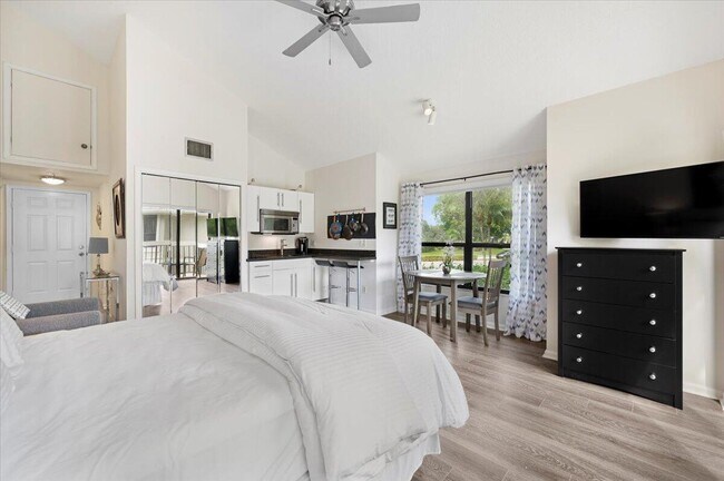 Building Photo - 11863 Wimbledon Cir