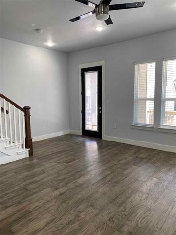 Building Photo - 203 S Village Way