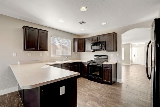 Building Photo - Incredible Single Story Southern Highlands...