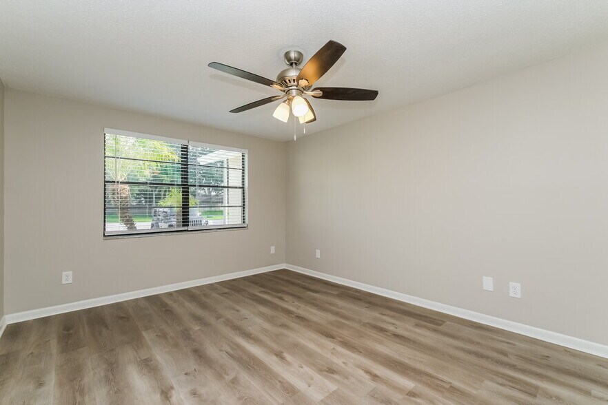 Building Photo - 6403 Reef Cir
