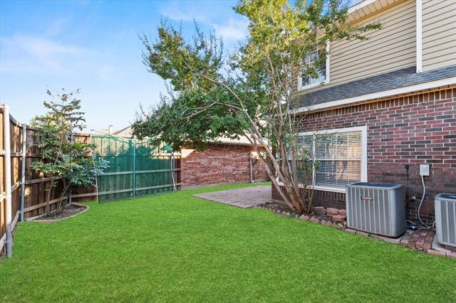 Building Photo - 892 Brentwood Dr