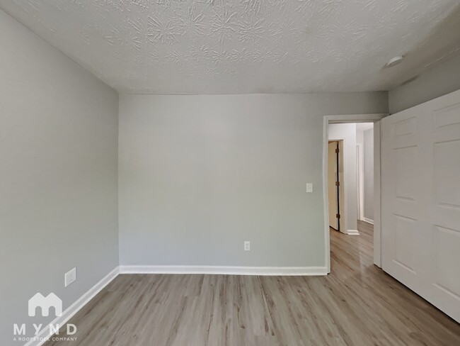Building Photo - 5455 Fox Haven Trail