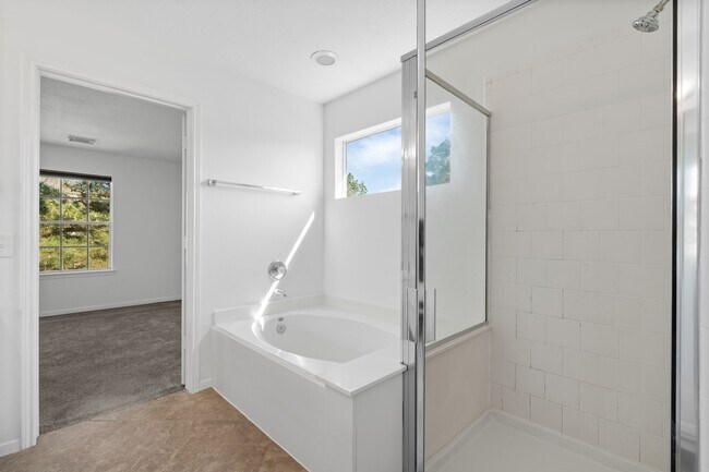 Building Photo - 3139 Silver Cedar Trail