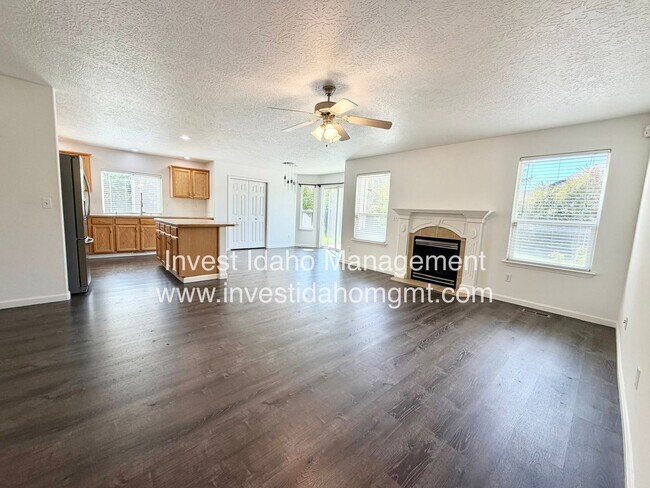 Building Photo - 17383 N Chouteau Ave