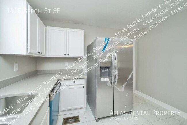 Building Photo - 1415 Beech St SE