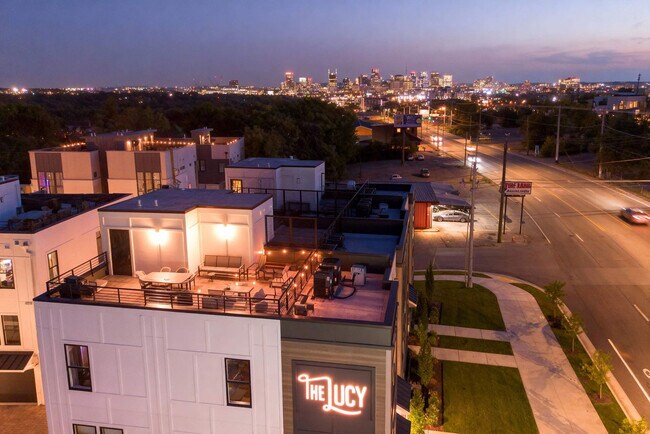 Building Photo - 113 Lucile St