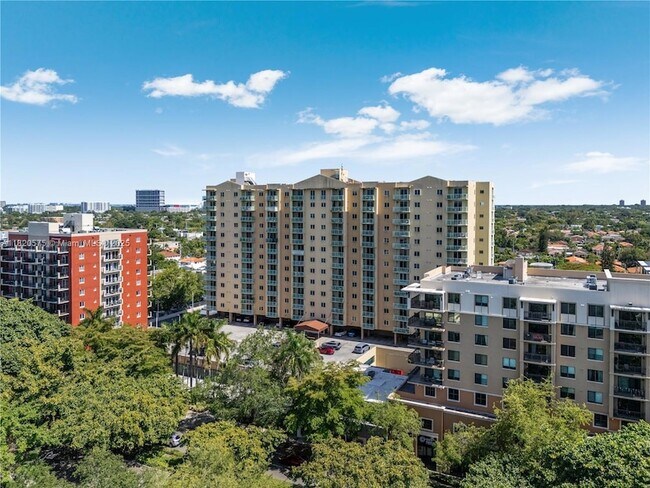 Building Photo - 3500 Coral Wy