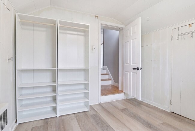 Building Photo - 3015 N 5th St