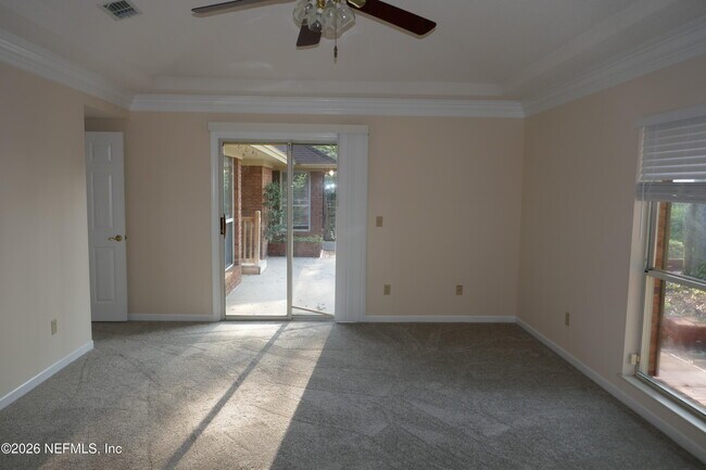 Building Photo - 10996 Raley Creek Dr S