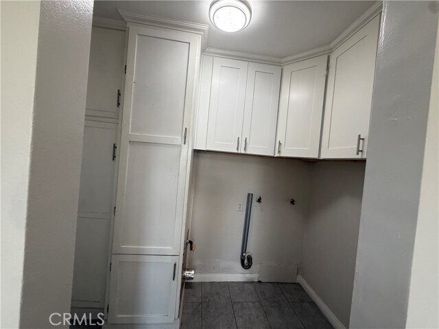 Building Photo - 18003 S Denker Ave