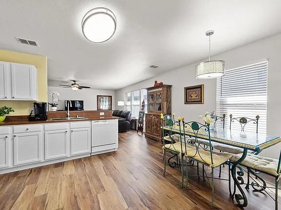 Building Photo - 2731 Prairie Creek Dr