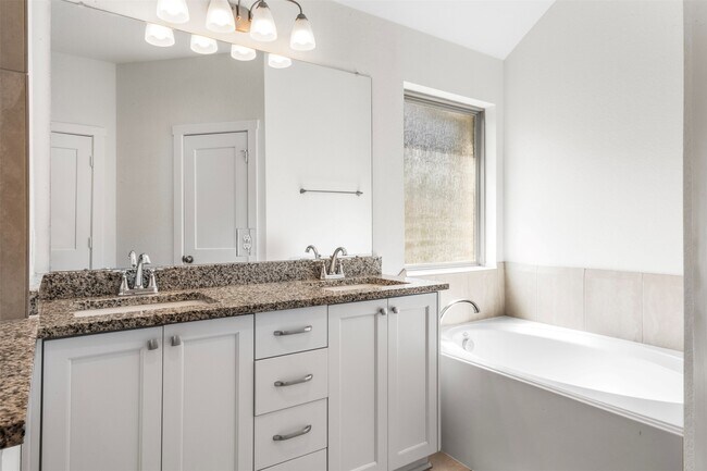 Building Photo - 4607 Primrose Valley Ln