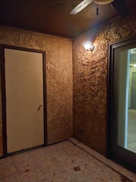 Building Photo - 1108 Harwell Dr