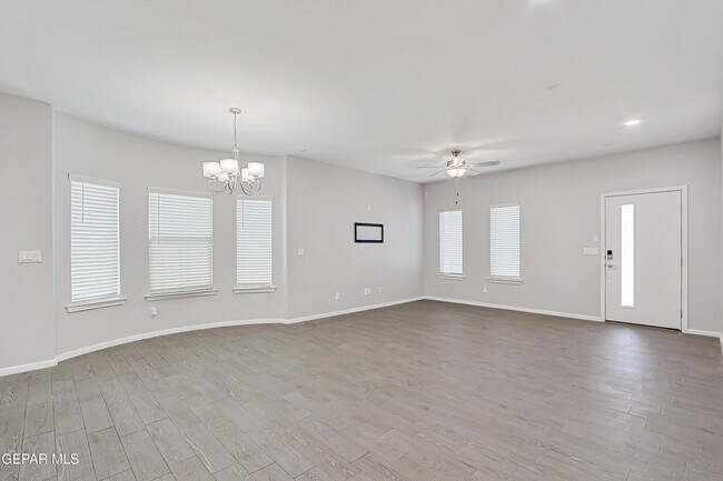 Building Photo - 14928 Jack White Ave