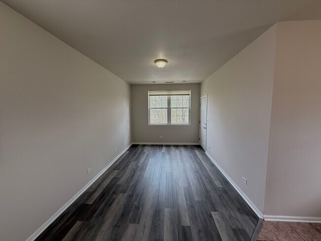 Building Photo - 7952 S Carpenter St