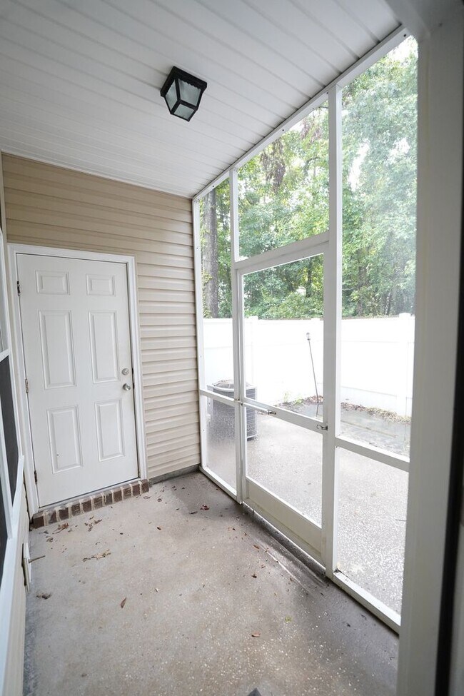 Building Photo - Available Now!