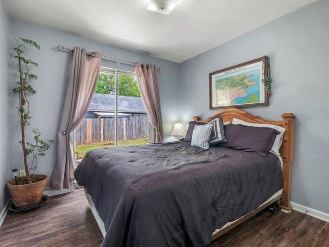 Building Photo - 1572 Cinnamon Bear Cir