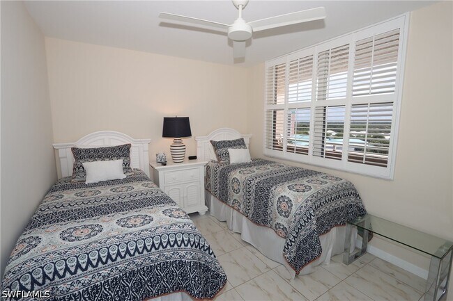 Building Photo - 5550 Heron Point Dr