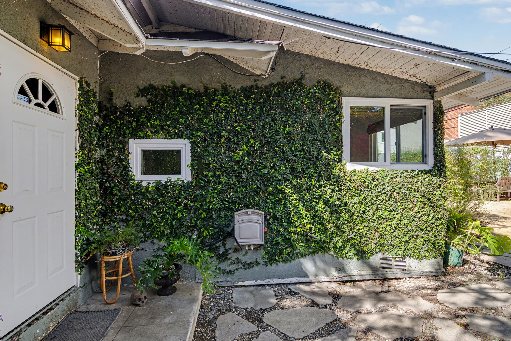 Building Photo - 6609 Leland Way