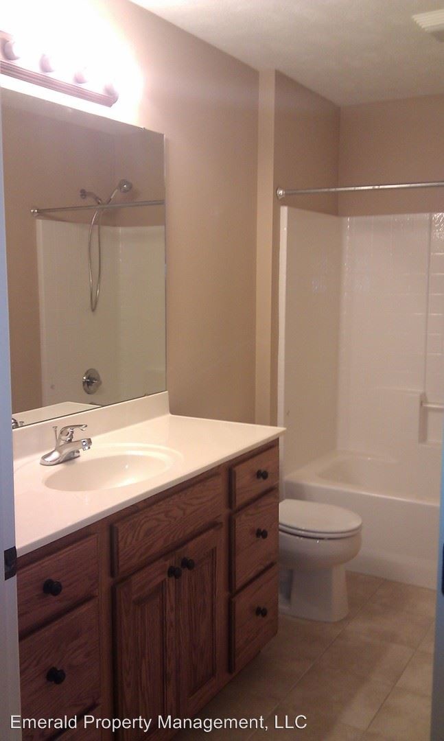 Building Photo - 4 br, 2.5 bath House - 509 Brookmont