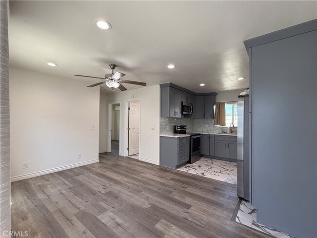 Building Photo - 2203 Felicia Ave
