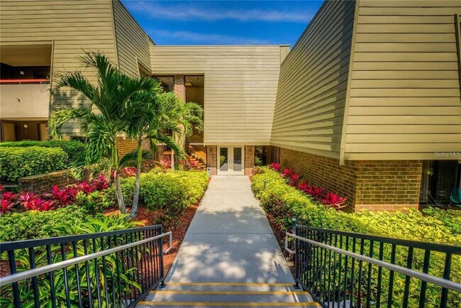 Building Photo - 36750 US Hwy 19 N