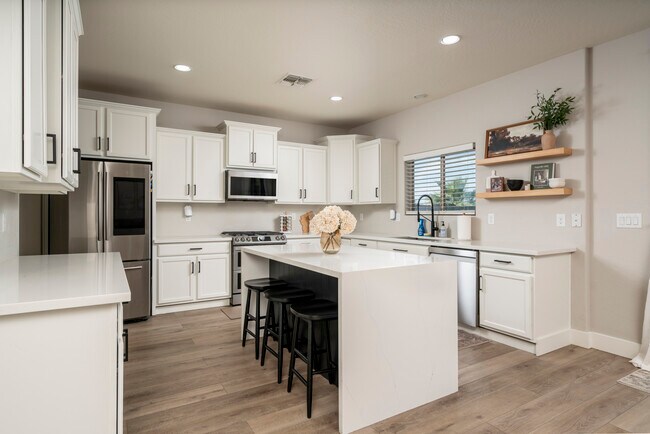 Building Photo - 9336 W Georgia Ave