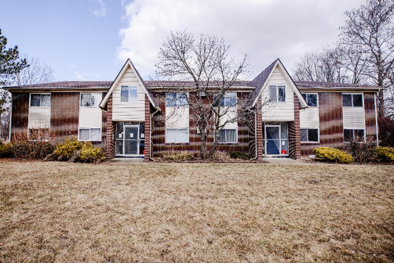 Building Photo - 6730 Hill Ave