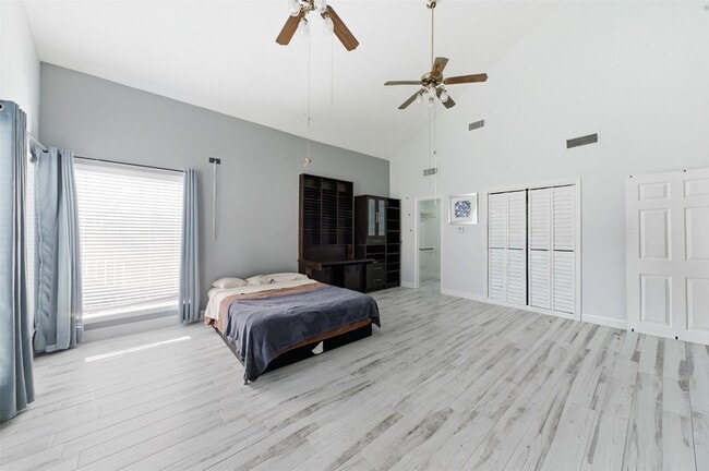 Building Photo - 9003 Tami Renee Ln