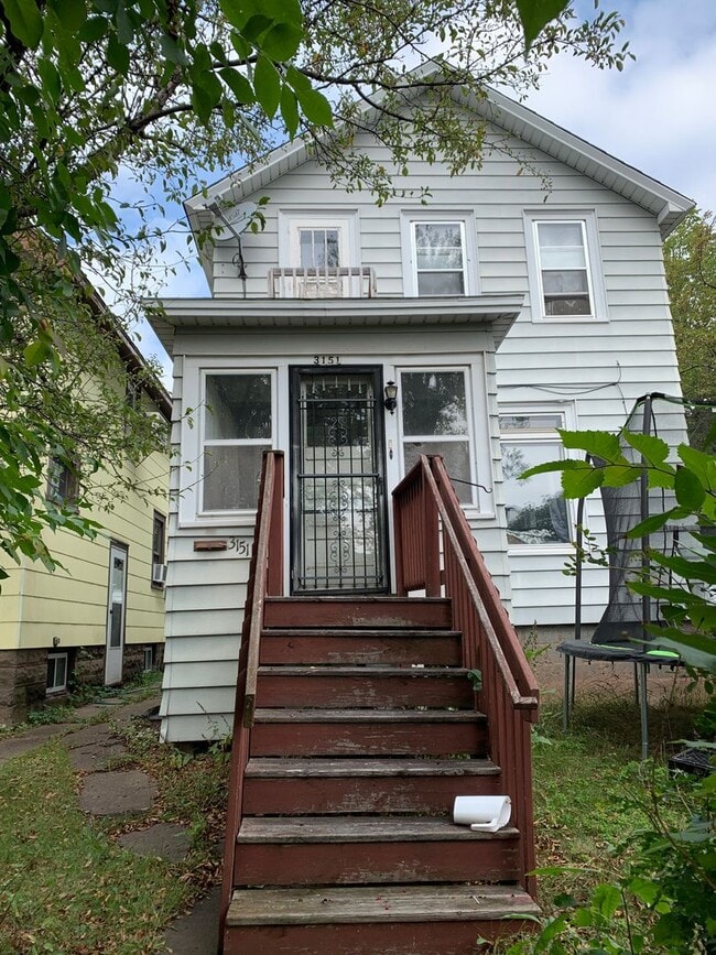 Building Photo - 3151 Vernon St