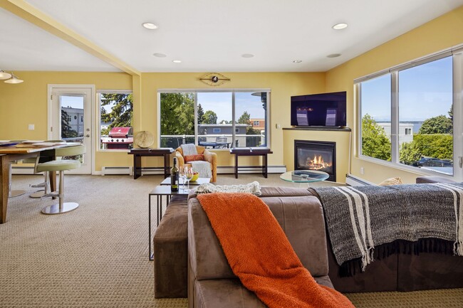 Building Photo - 617 N Street