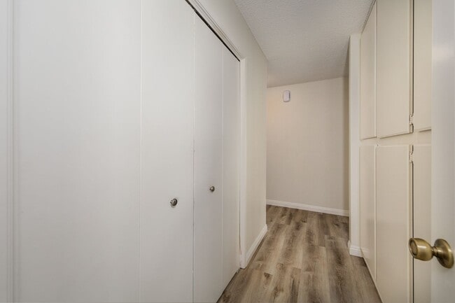 Building Photo - Remodeled Single Story Home off Huron St.