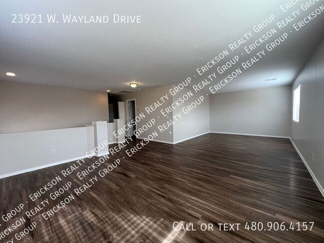 Building Photo - 23921 W Wayland Dr