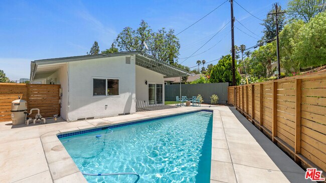 Building Photo - 5304 Baza Ave
